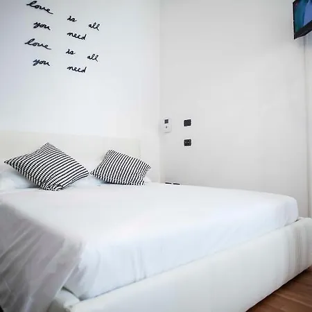 Hemeras Boutique House Duomo 12 Milan